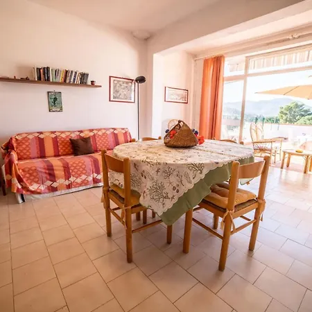 Casa * Magazzini (Tuscany)