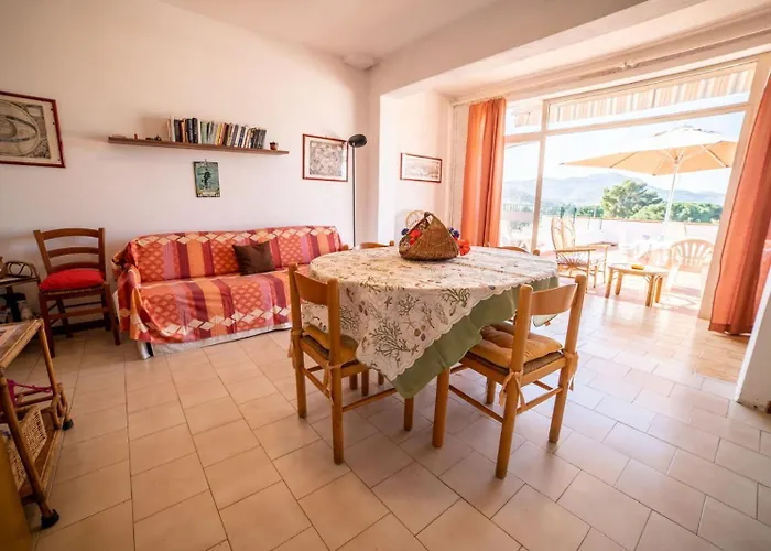 Casa * Magazzini (Tuscany)